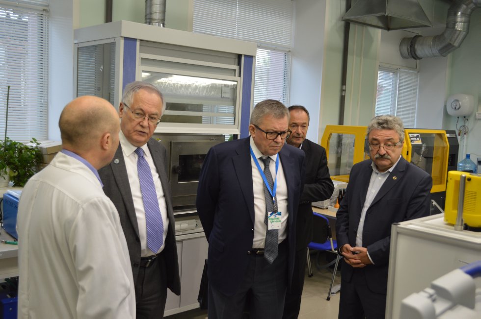 ����� �������� 2016