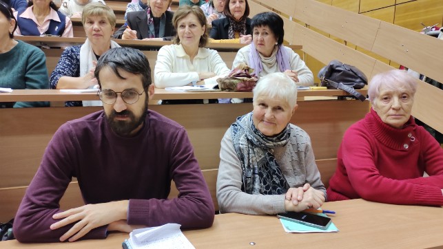 Слушатели Университета третьего возраста с большим интересом посещают лекции по истории Казани Слушатели Университета третьего возраста с большим интересом посещают лекции по истории Казани