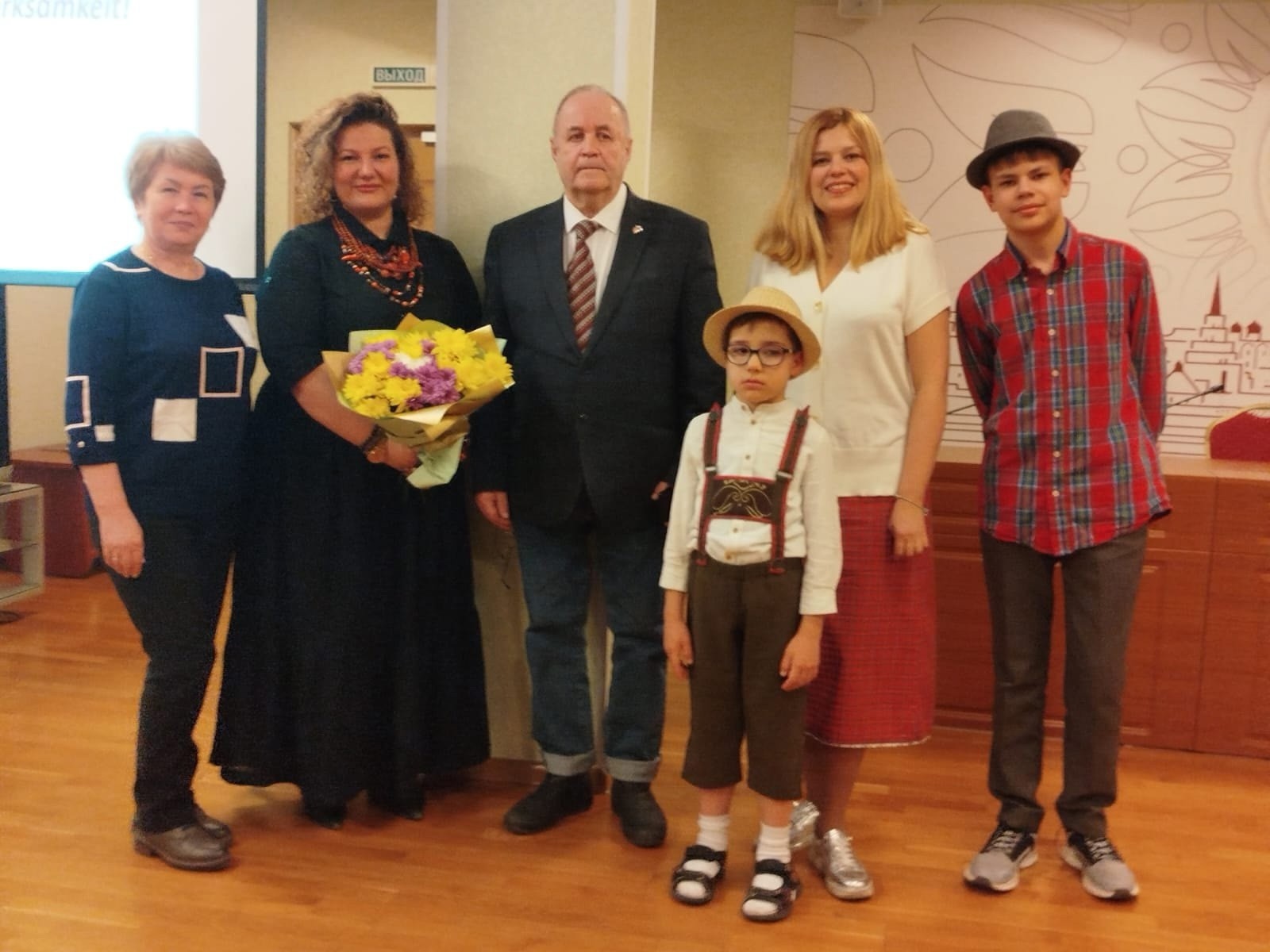 Доцент Елена Гущина выступила в Доме Дружбы народов РТ с лекцией о географе и этнографе Бруно Адлере Доцент Елена Гущина выступила в Доме Дружбы народов РТ с лекцией о географе и этнографе Бруно Адлере