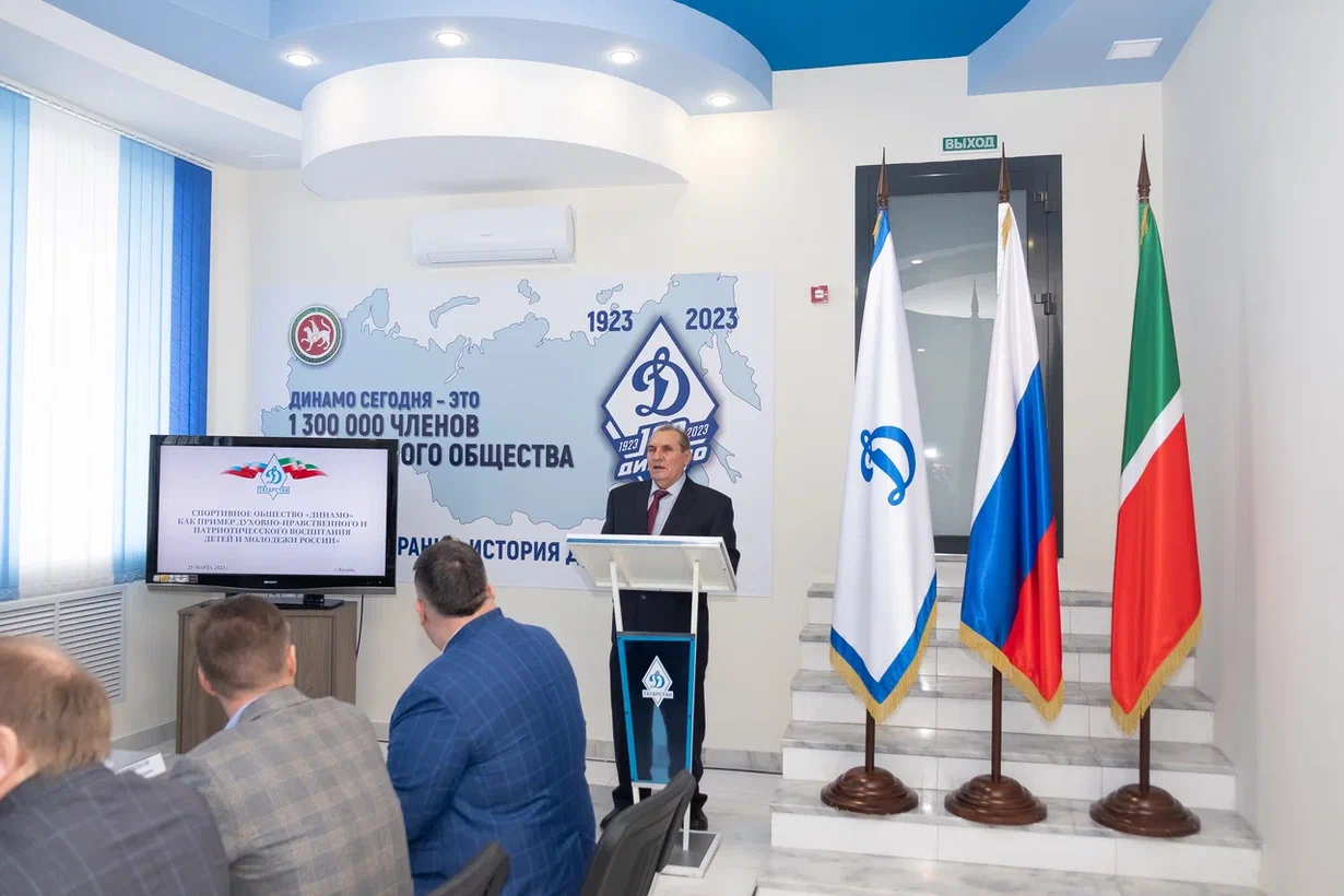 Заседание республиканского общественного совета проекта партии 'Единая Россия' 'Детский спорт' Заседание республиканского общественного совета проекта партии 'Единая Россия' 'Детский спорт'