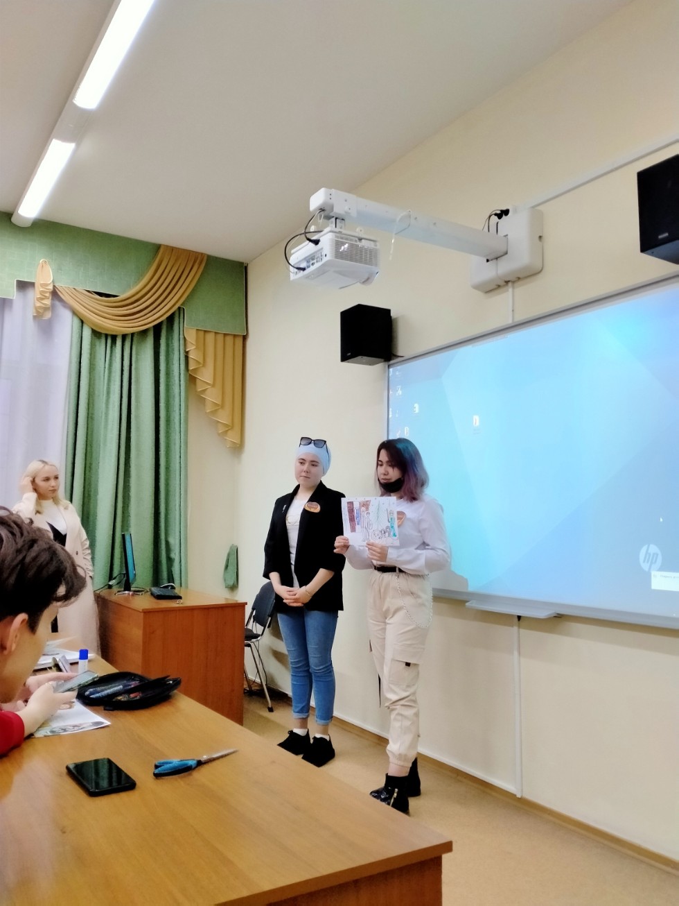 Нам вожатые нужны! Нам вожатые нужны!