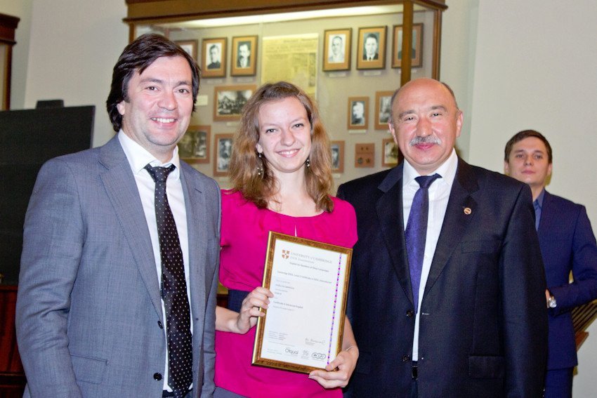 International Cambridge Certificates awarded in KFU