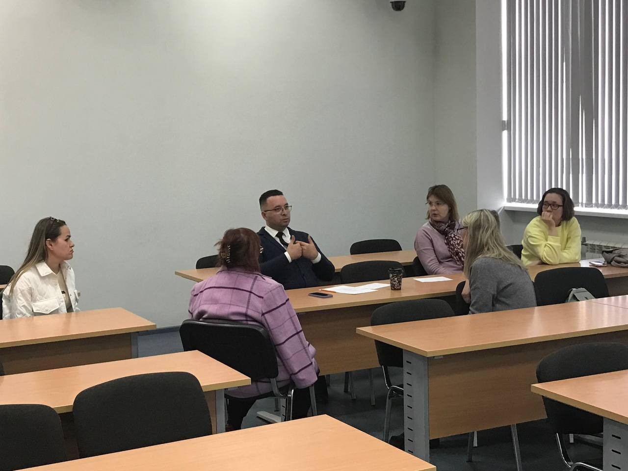 Экспертная группа конкурса 'Лучший куратор КФУ' выехала в Елабугу и Набережные Челны Экспертная группа конкурса 'Лучший куратор КФУ' выехала в Елабугу и Набережные Челны