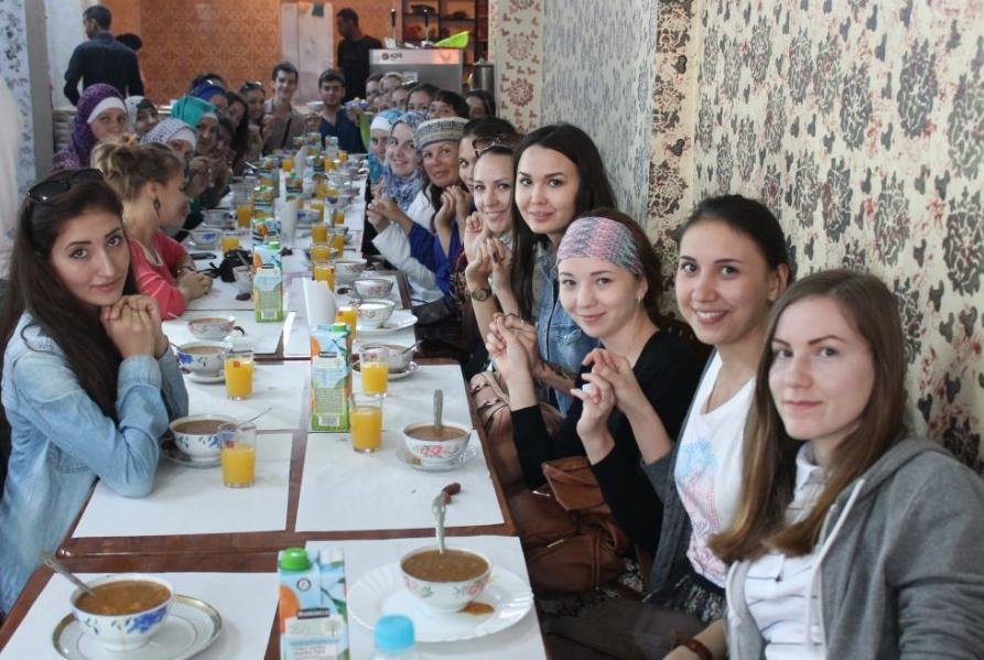 Learn Arabian in the Kingdom of Morocco? Easy!