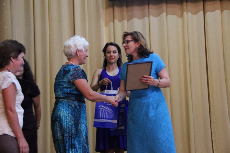 Сегодня, 10 августа состоялась торжественная церемония закрытия VII Международного фестиваля школьных учителей Сегодня, 10 августа состоялась торжественная церемония закрытия VII Международного фестиваля школьных учителей