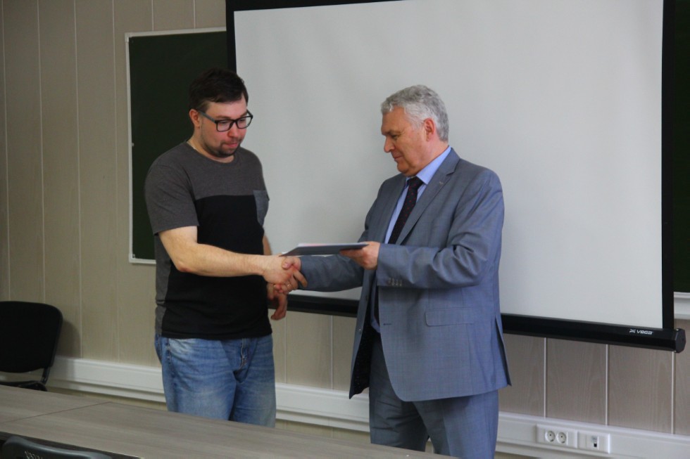 ����� ��������� ������������ 