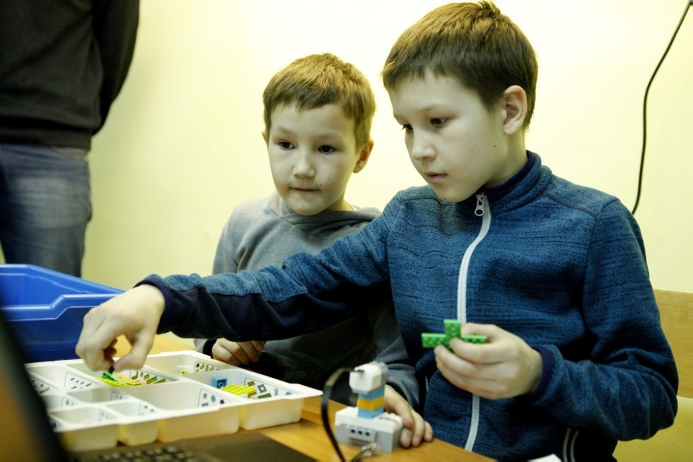 Первое занятие в школе ROBOSTART.KIDS Первое занятие в школе ROBOSTART.KIDS