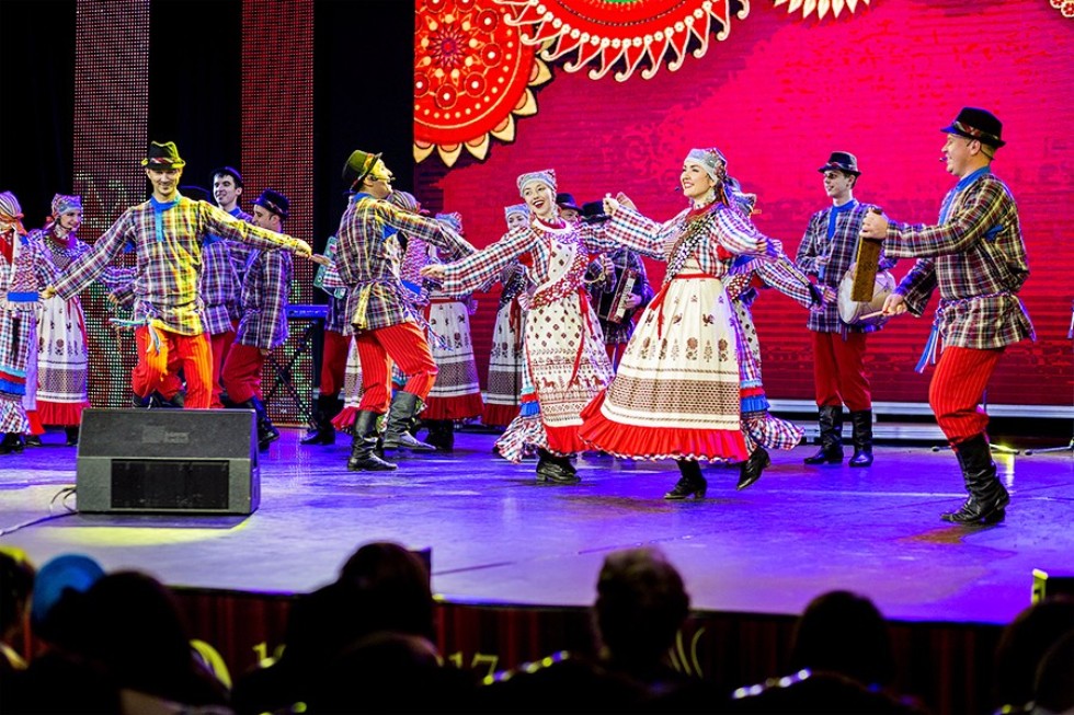 Все началось с судьбоносной песни 'Золотая рыбка' Все началось с судьбоносной песни 'Золотая рыбка'