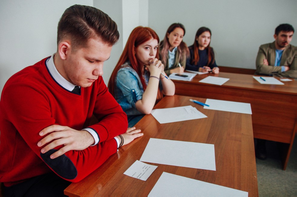 Олимпиада по русскому языку среди иностранных студентов высших учебных заведений г. Казани Олимпиада по русскому языку среди иностранных студентов высших учебных заведений г. Казани