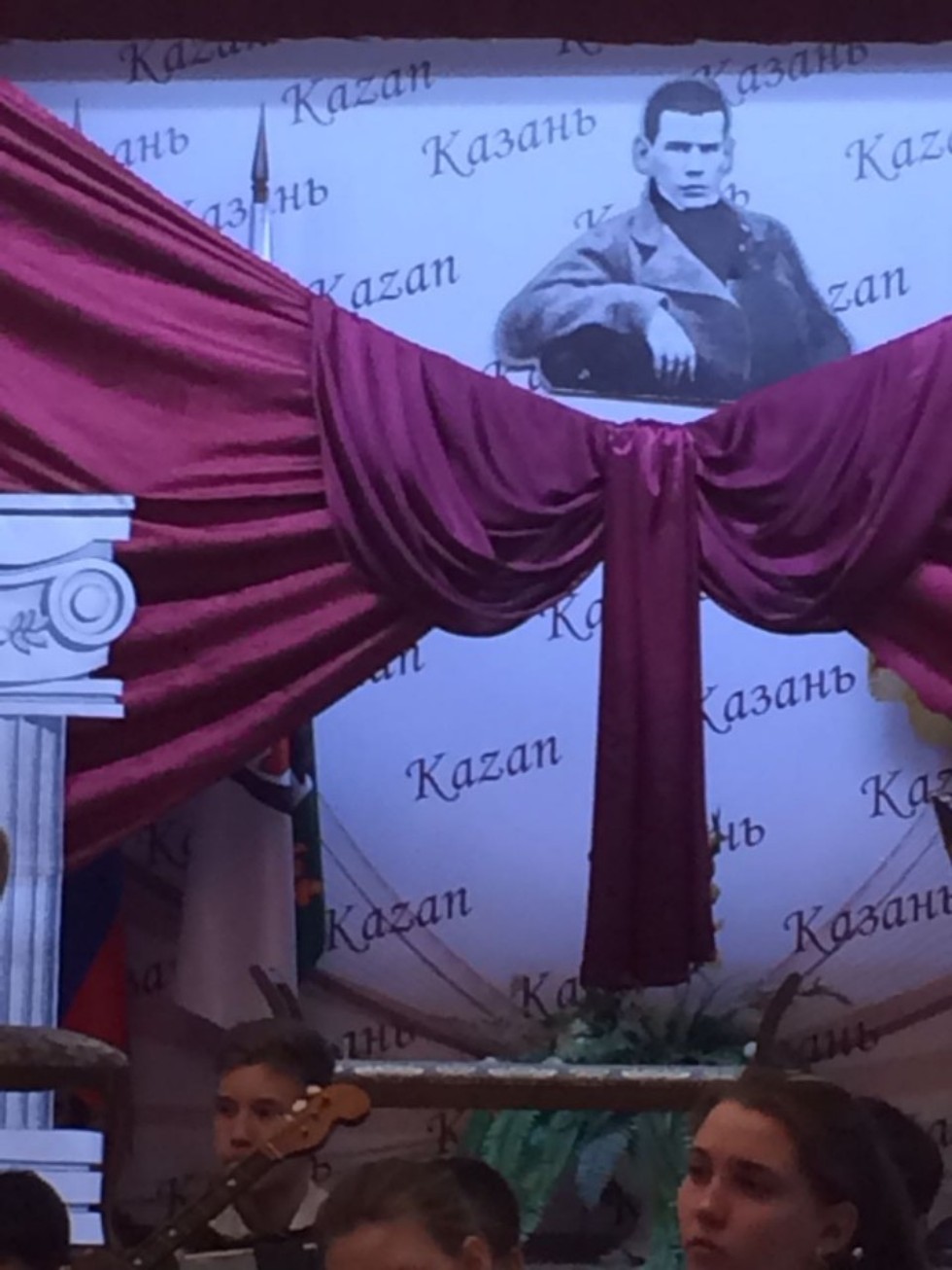 Году Льва Толстого посвящается Году Льва Толстого посвящается