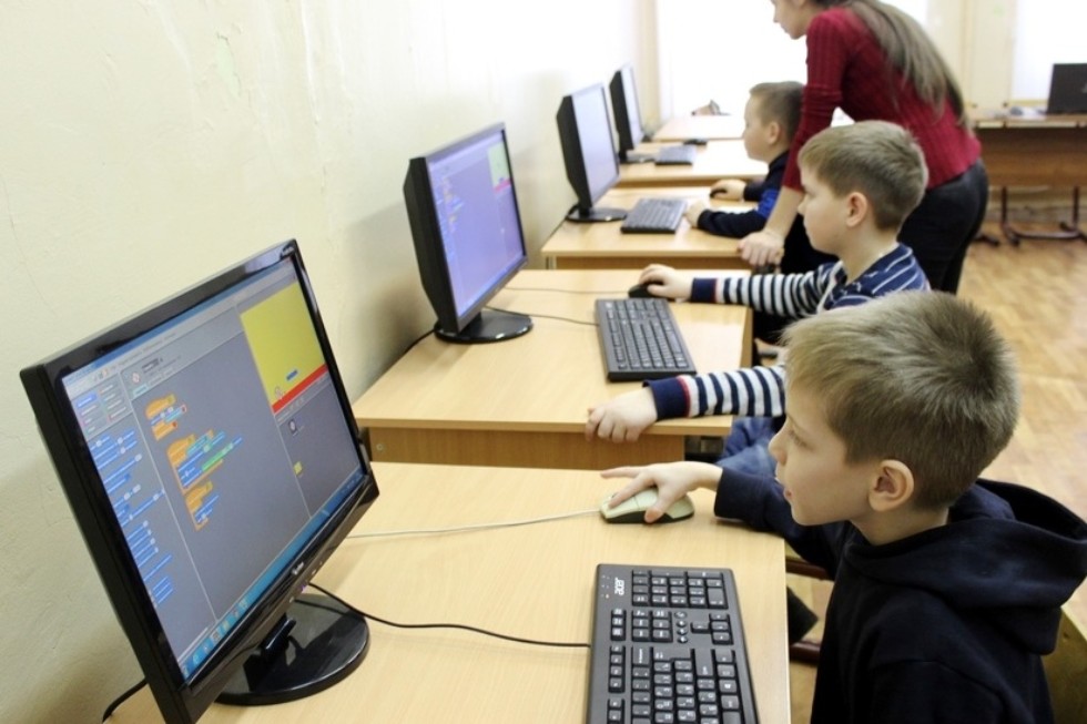 � ������� ������������ ����� �������