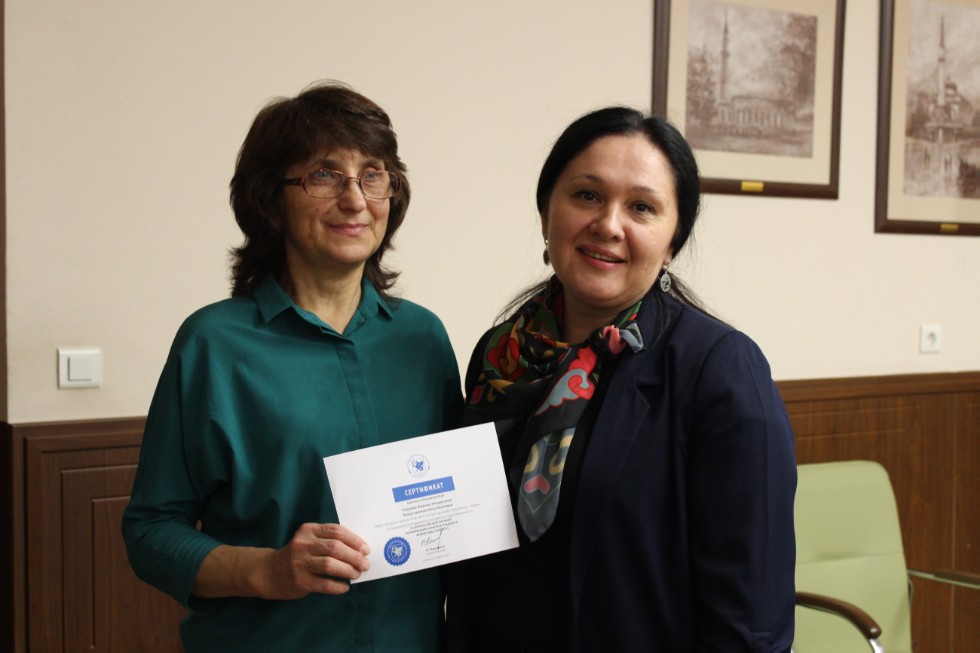 235 �����������