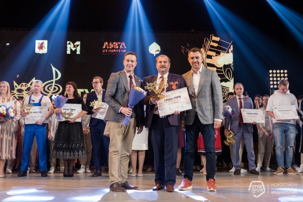 С каждой весной больше побед! С каждой весной больше побед!