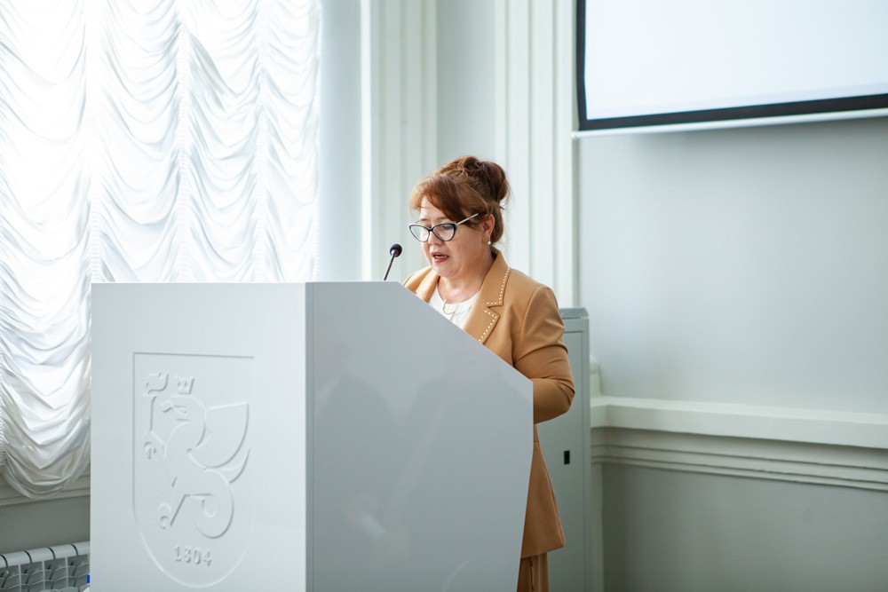 IX ������������ ������: ������� (����)