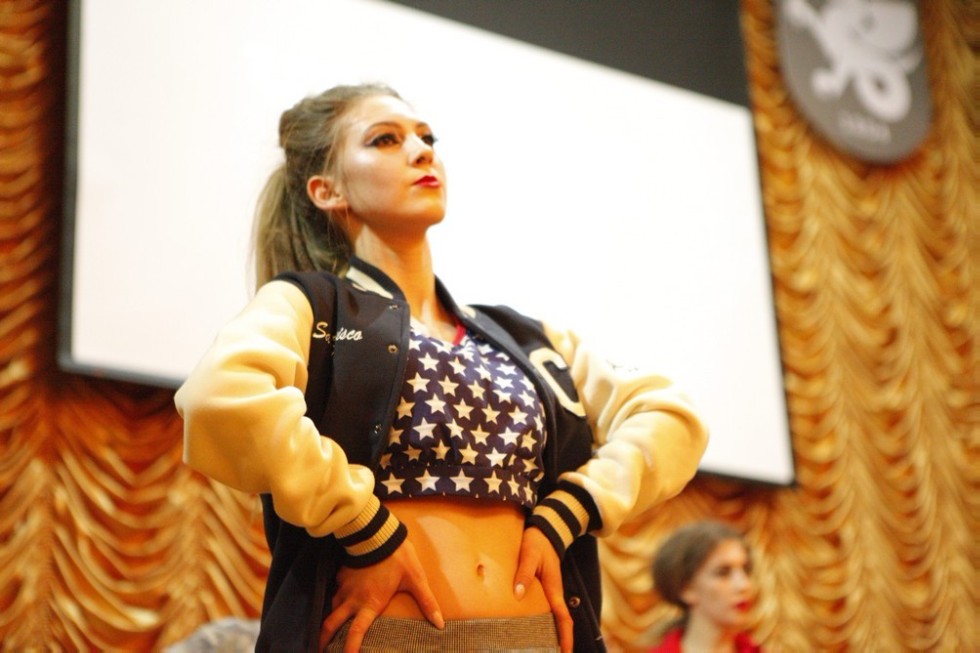 Студвесна: юный граф Толстой, футбал и приключения юриста Студвесна: юный граф Толстой, футбал и приключения юриста