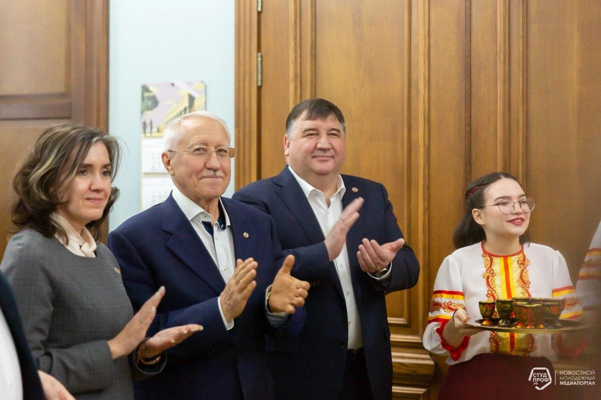 25 ������ ������ ������� ��������� � �������� ���