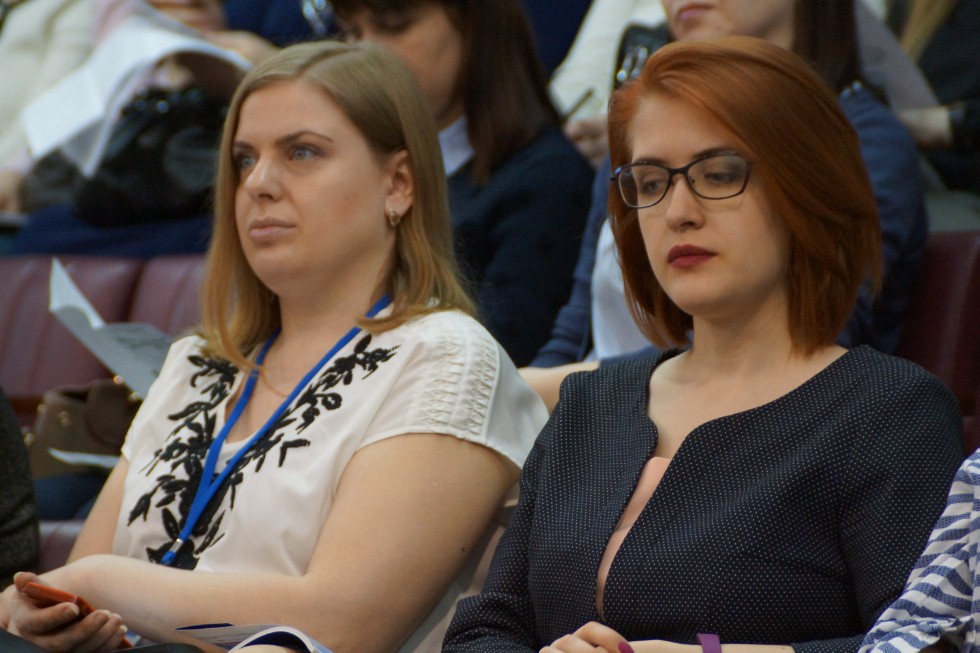 ������������� ������� ����������� '��������� � ������������ ����������� �����' (Reflections and Innovations in EFL: Teaching Methods and Assessments)