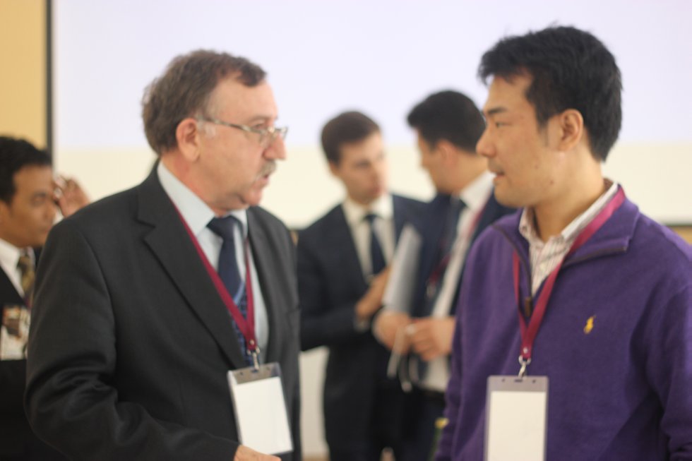 4-� ������������� ����������������� �������� ������������� � ���������� ����