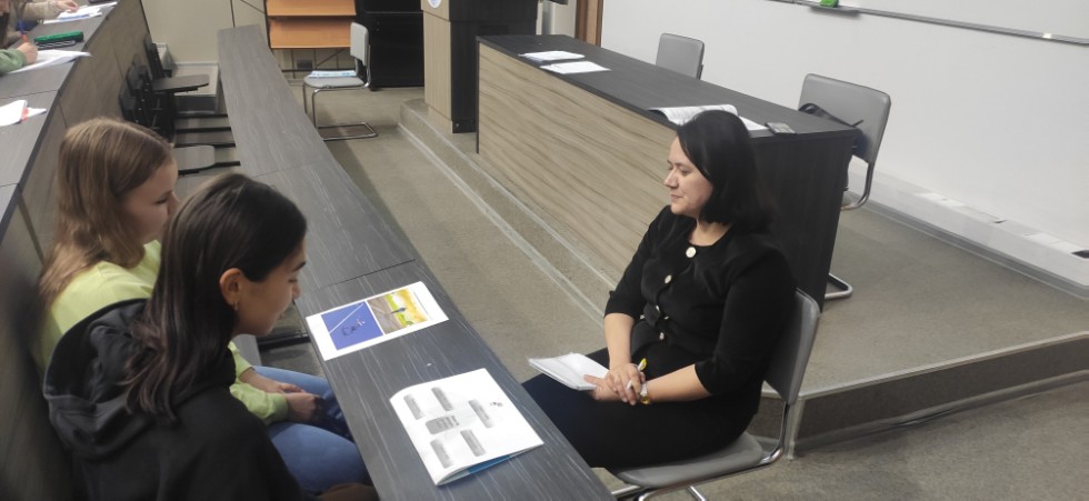 � ���������� ������������ �� ���������� �����