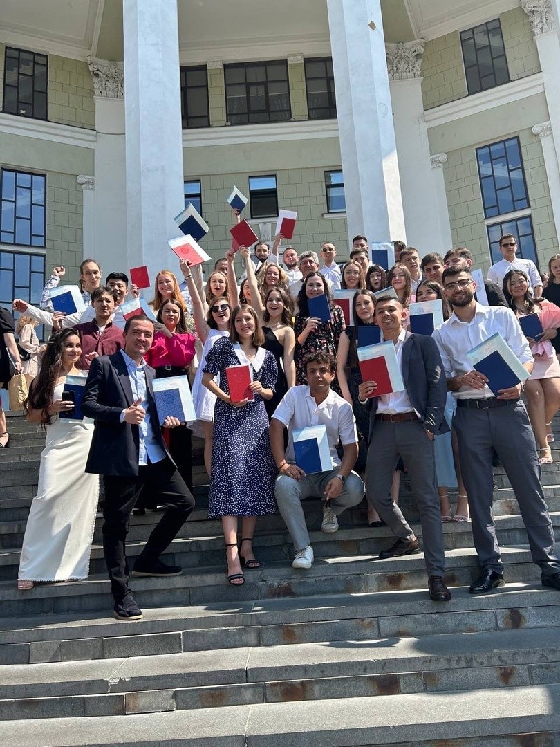 ������ 2023