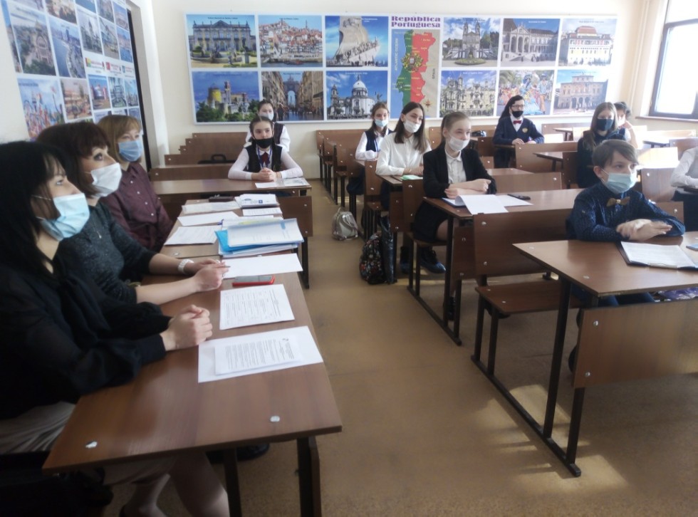 ����-���-���  ?   �������� ������������ ? ������ �����������