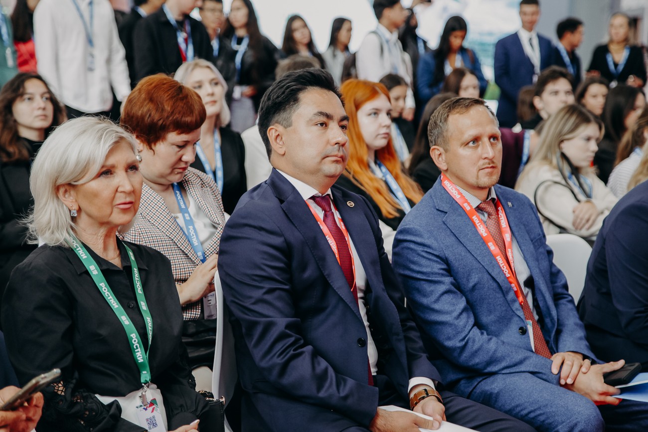 ��� ��������� ������� � ������ '������: ������ � ����� ? �������������� ��������������'.