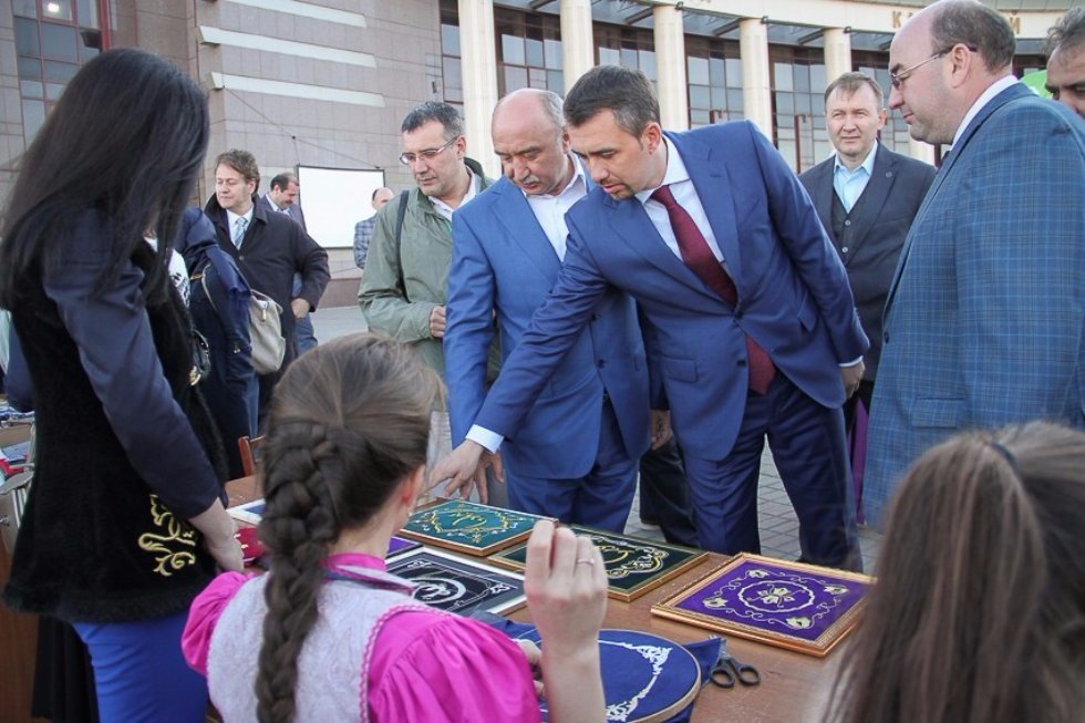 Первый интерактивный научно-популярный лекторий 'Наука в летнюю ночь' Первый интерактивный научно-популярный лекторий 'Наука в летнюю ночь'