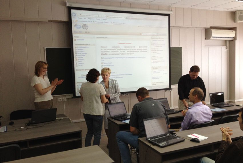 ����������� �������� ������� ������ �������������� ������ � LMS MOODLE