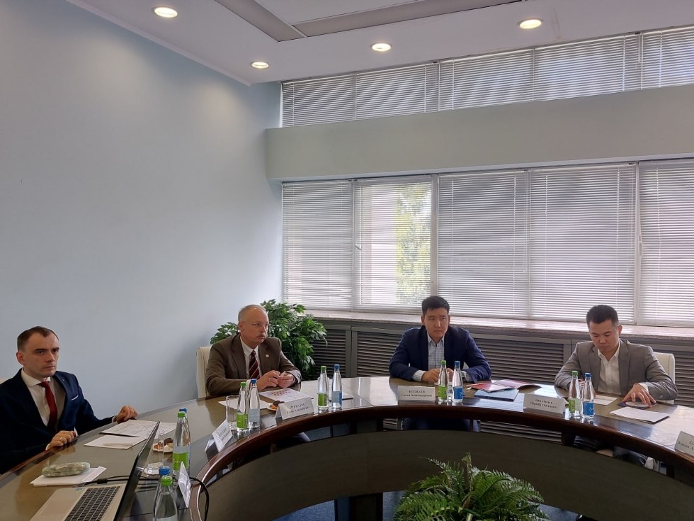 ����� �������� ��������� ���������� �������� ,��������� ���������� ��������