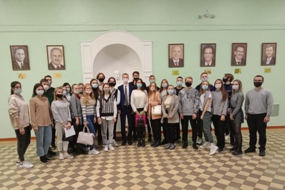 Студенты познают 'Азбуку предпринимателя' Студенты познают 'Азбуку предпринимателя'