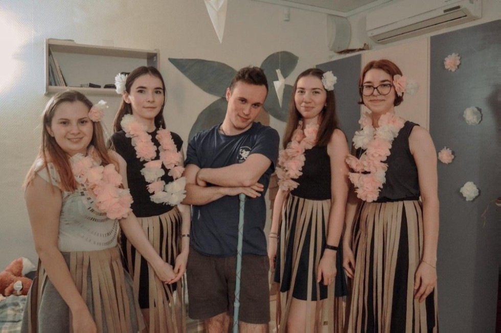 � ������� �����������