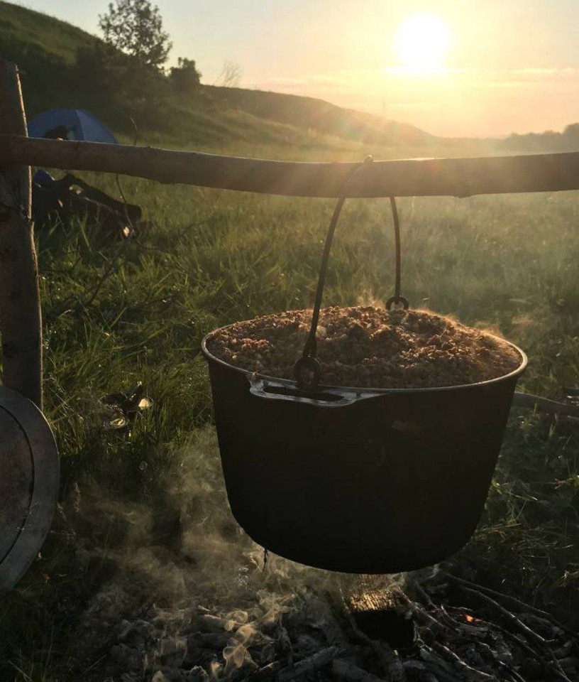 Два незабываемых дня в центре Татарстана. 30 км пешего маршрута. 16 участников из России, Алжира и Индонезии. Два незабываемых дня в центре Татарстана. 30 км пешего маршрута. 16 участников из России, Алжира и Индонезии.