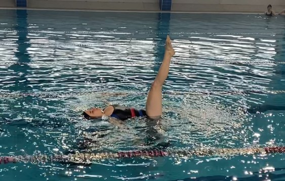 Предновогодний турнир по синхронному плаванию среди студентов третьекурсников ИФМиБ Предновогодний турнир по синхронному плаванию среди студентов третьекурсников ИФМиБ