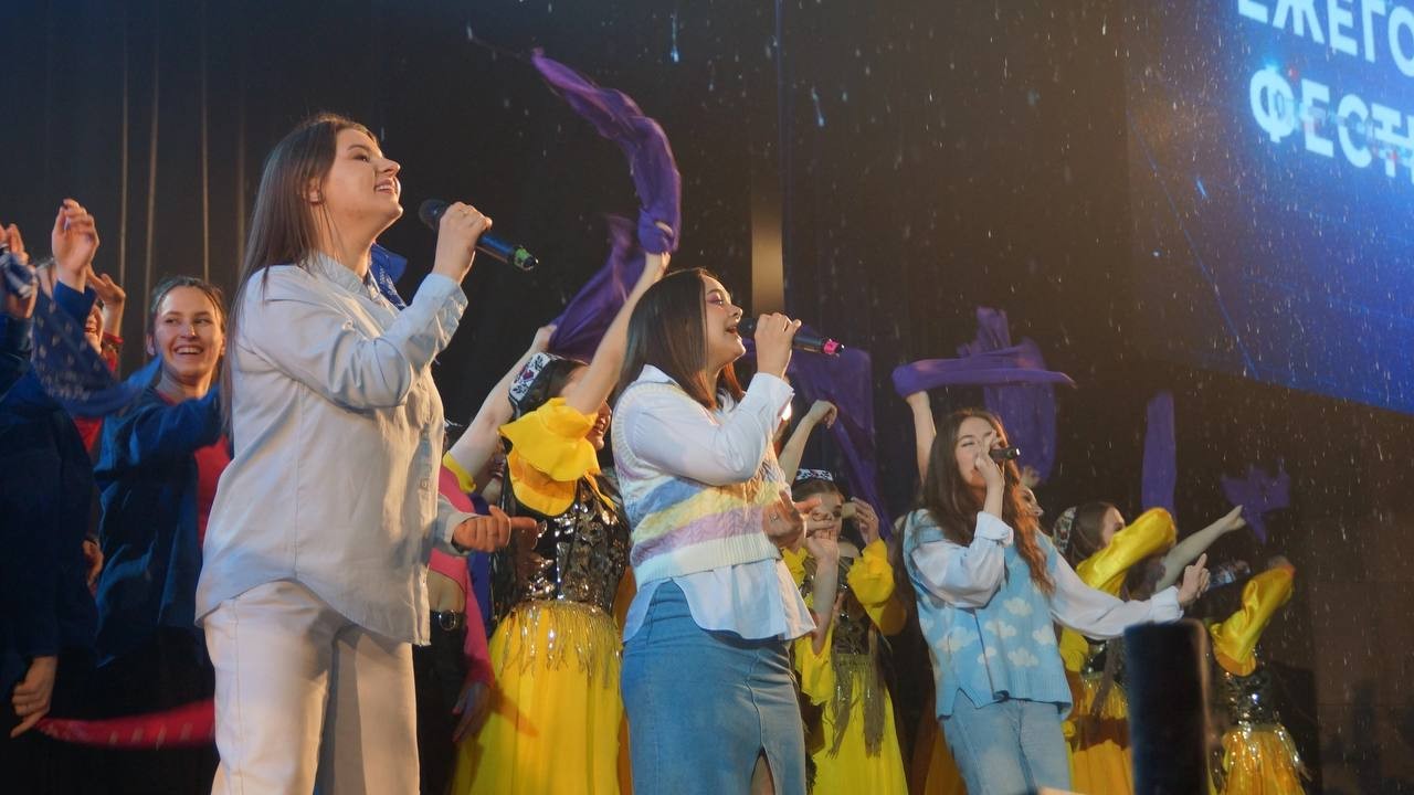 Вокальный ансамбль 'Melody' Вокальный ансамбль 'Melody'