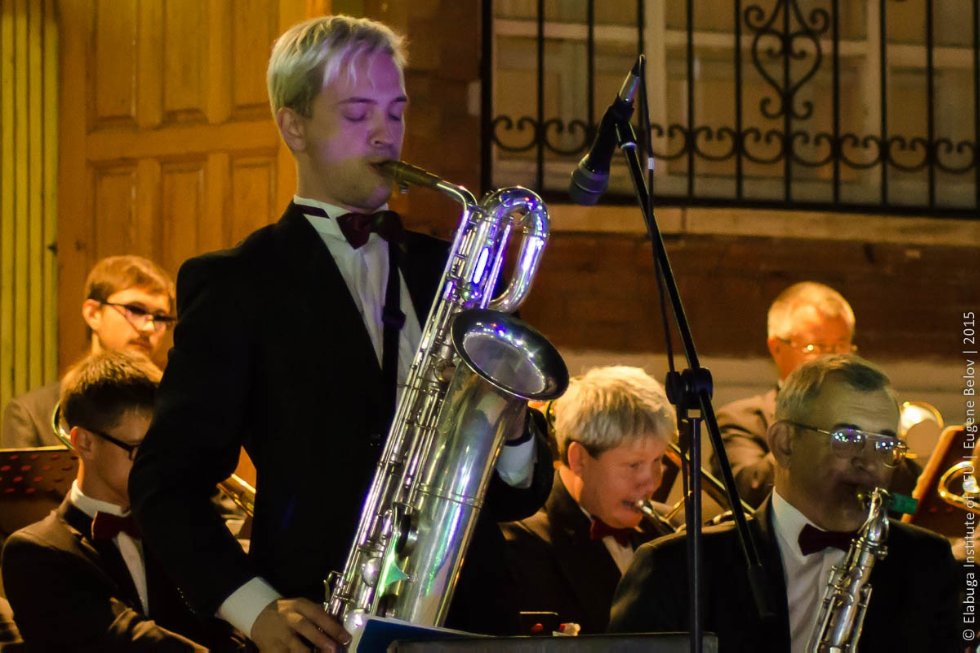 ������������� ��������� �������� �������� � �������