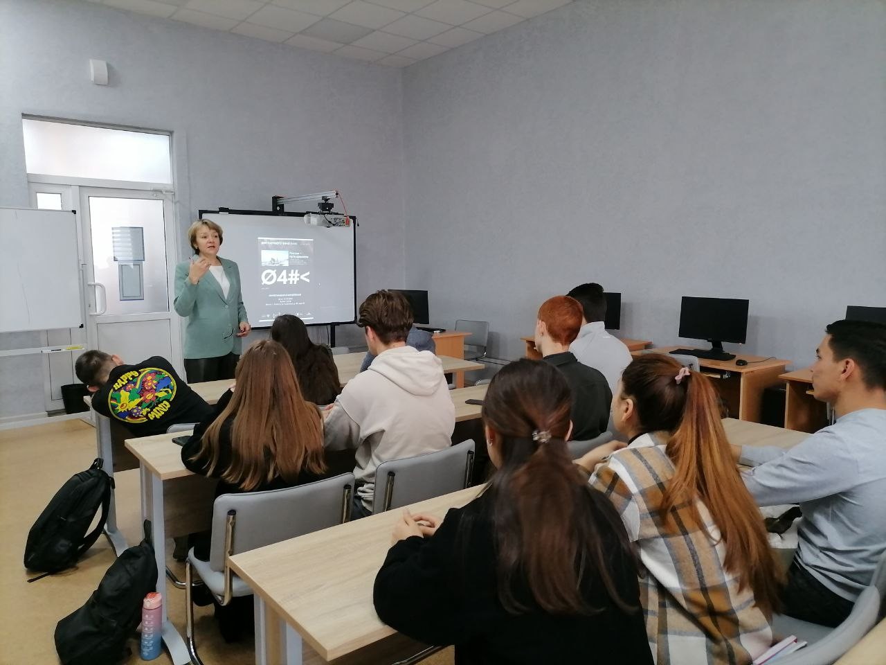 Как прошлое формирует будущее России ? обсудили на Фестивале научного кино в Елабужском институте КФУ Как прошлое формирует будущее России ? обсудили на Фестивале научного кино в Елабужском институте КФУ