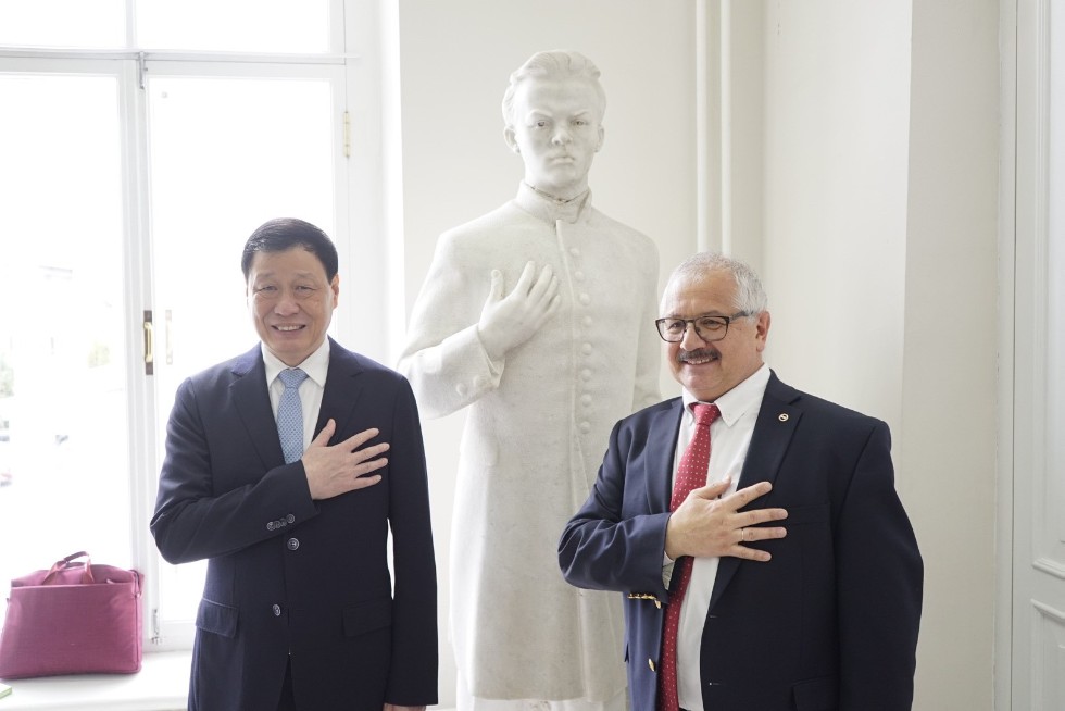 Mayor of Shanghai Ying Yong visited Kazan Federal University
