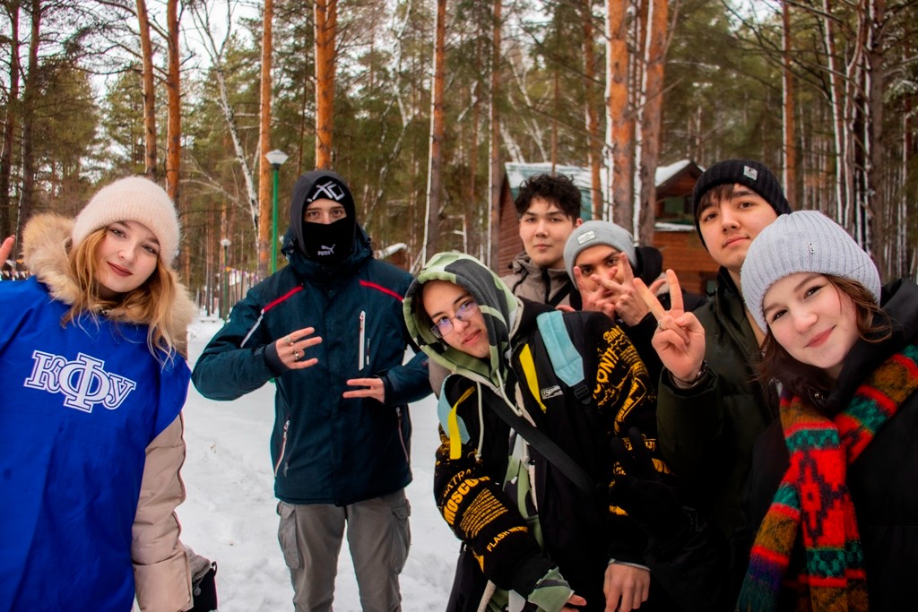 'Зимние забавы' для студентов Елабужского института и НЧИ прошли в 'Буревестнике' 'Зимние забавы' для студентов Елабужского института и НЧИ прошли в 'Буревестнике'