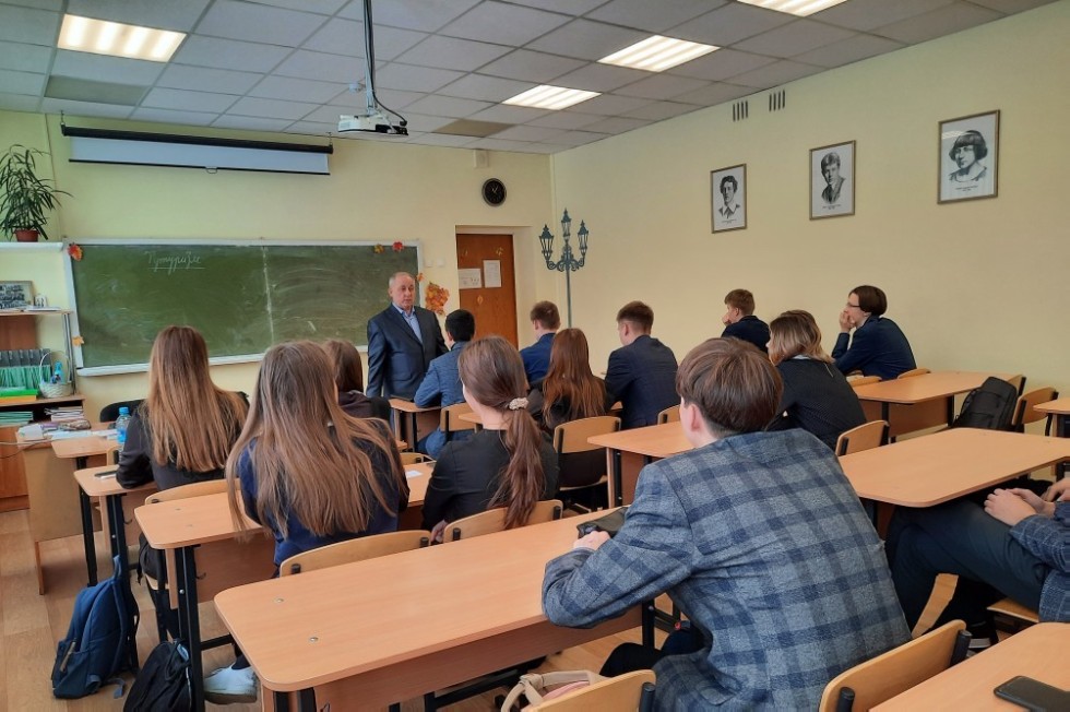 ��������������� ����� � 3 � ����� � 6 �. �������, ����������� �� ���������-�������������� �����������, ����������� � �������������� ����������� ��������� ���