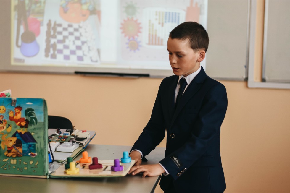 ����� ��������� ���� ������������� 