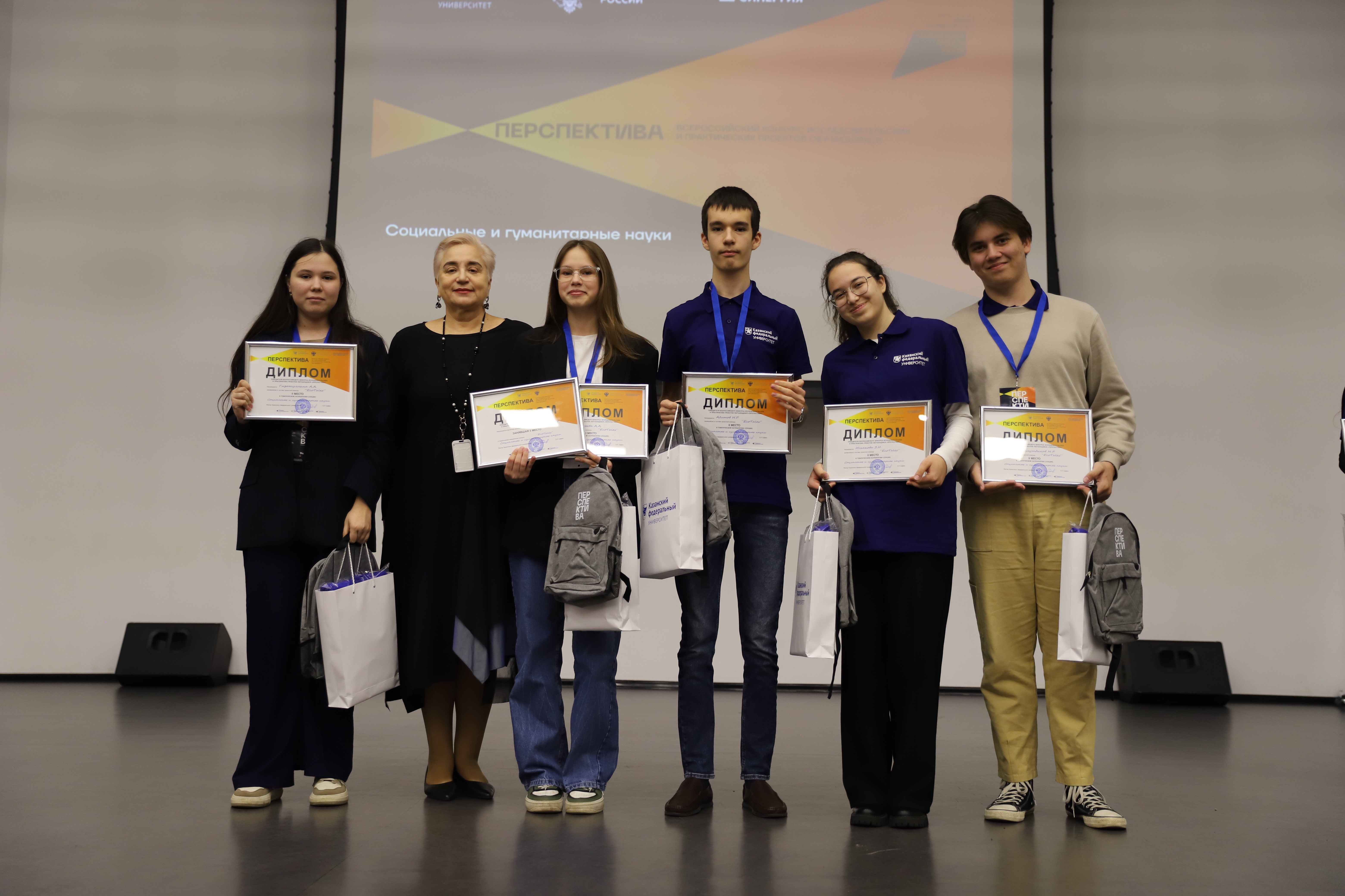 ����������� ������� ���� IT-����� ��� � ��������� ������� �� �������� '�����������'!