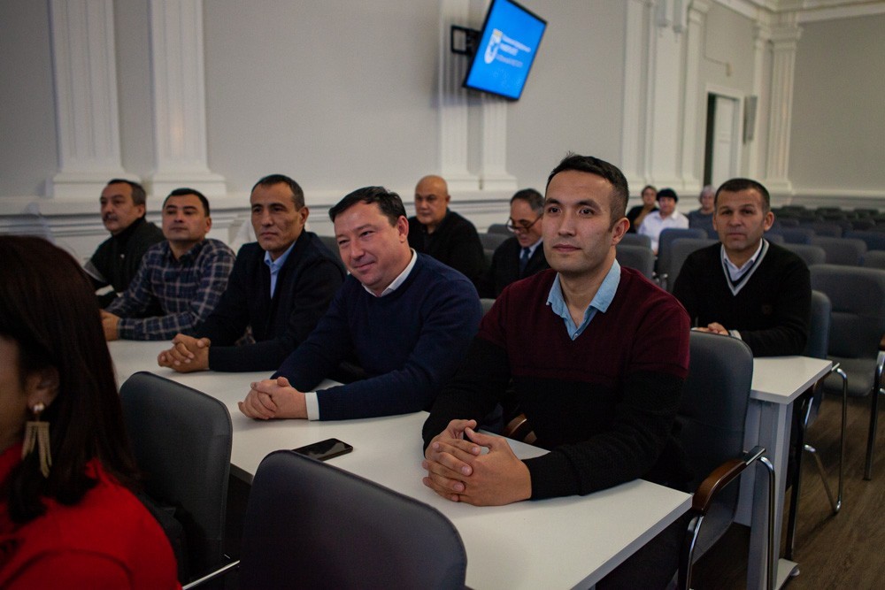 Certificates were awarded to teachers of Fergana State University.