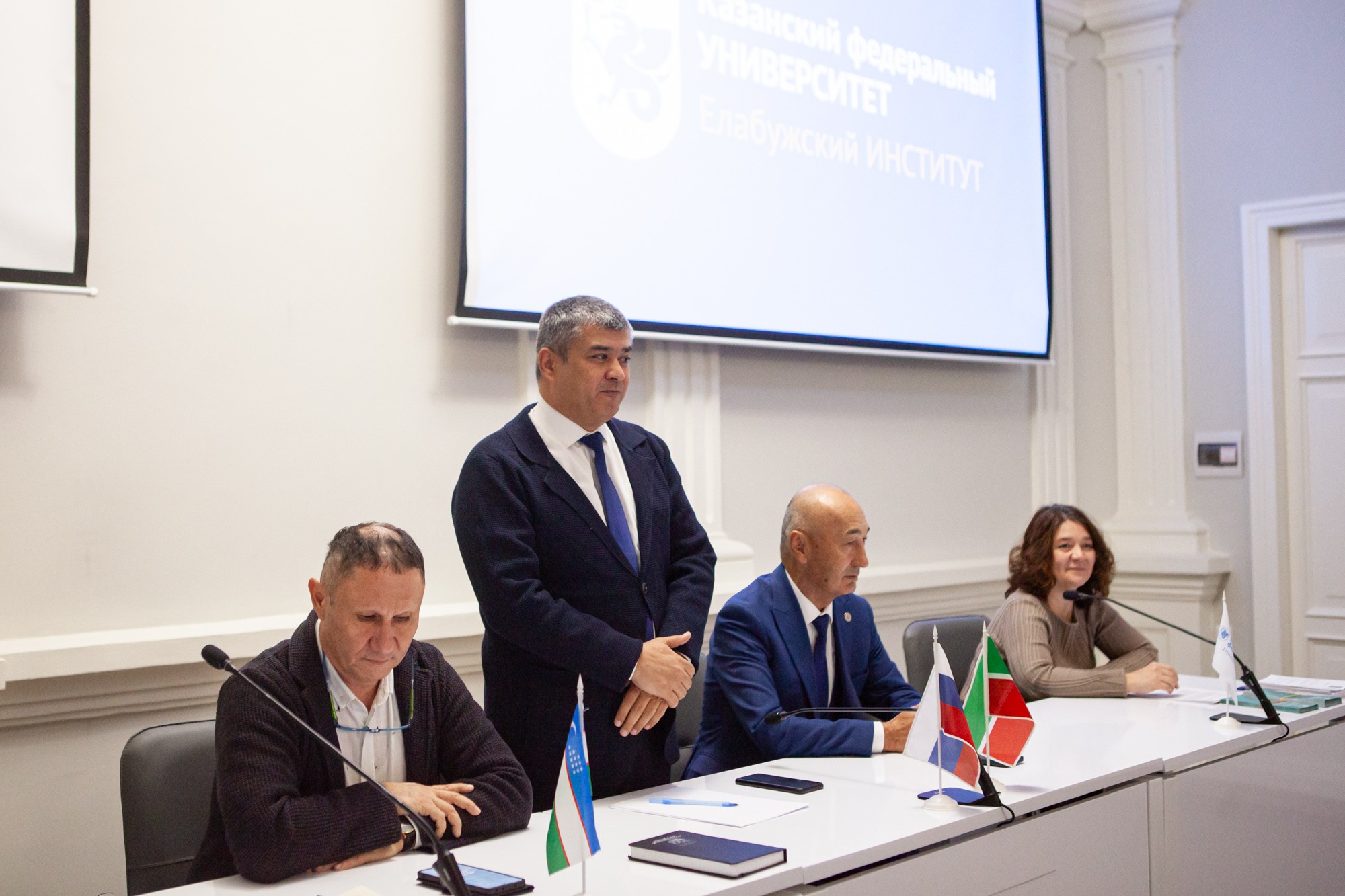 Встреча с представителем консульства Узбекистана прошла Елабужском институте КФУ Встреча с представителем консульства Узбекистана прошла Елабужском институте КФУ