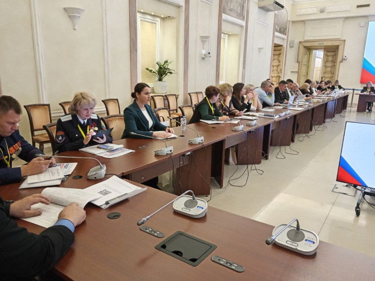 Учителя начальных классов Республики Татарстан оценили онлайн-курс 'Нескучная начальная школа: театр как технология воспитания' Учителя начальных классов Республики Татарстан оценили онлайн-курс 'Нескучная начальная школа: театр как технология воспитания'