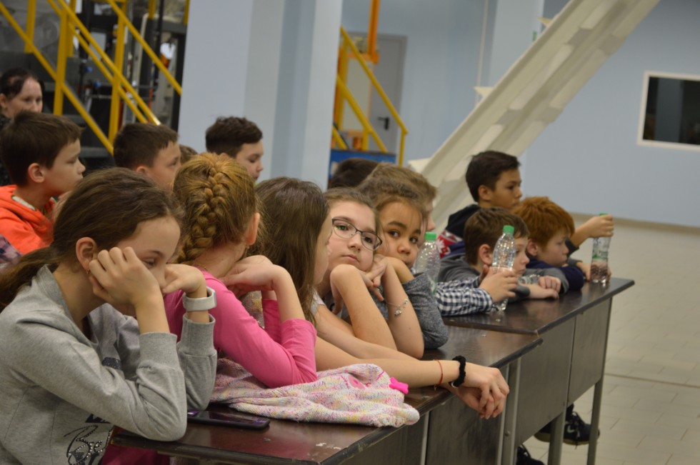 ����������� 4 ������ �������� �19 �������� ���������� �������� � ���������-������������ ������ ���