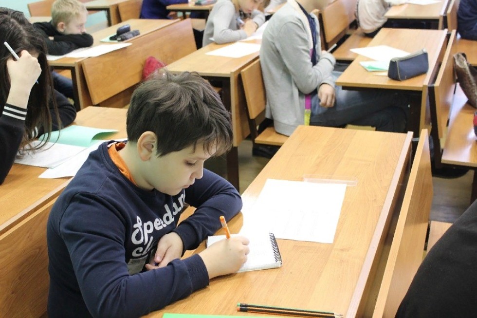 '������'  - �������� � ����������� �������� � ������� ������������