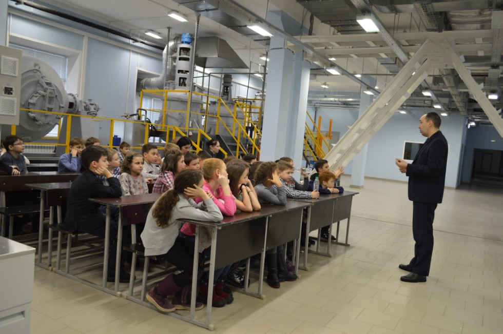 ����������� 4 ������ �������� �19 �������� ���������� �������� � ���������-������������ ������ ���