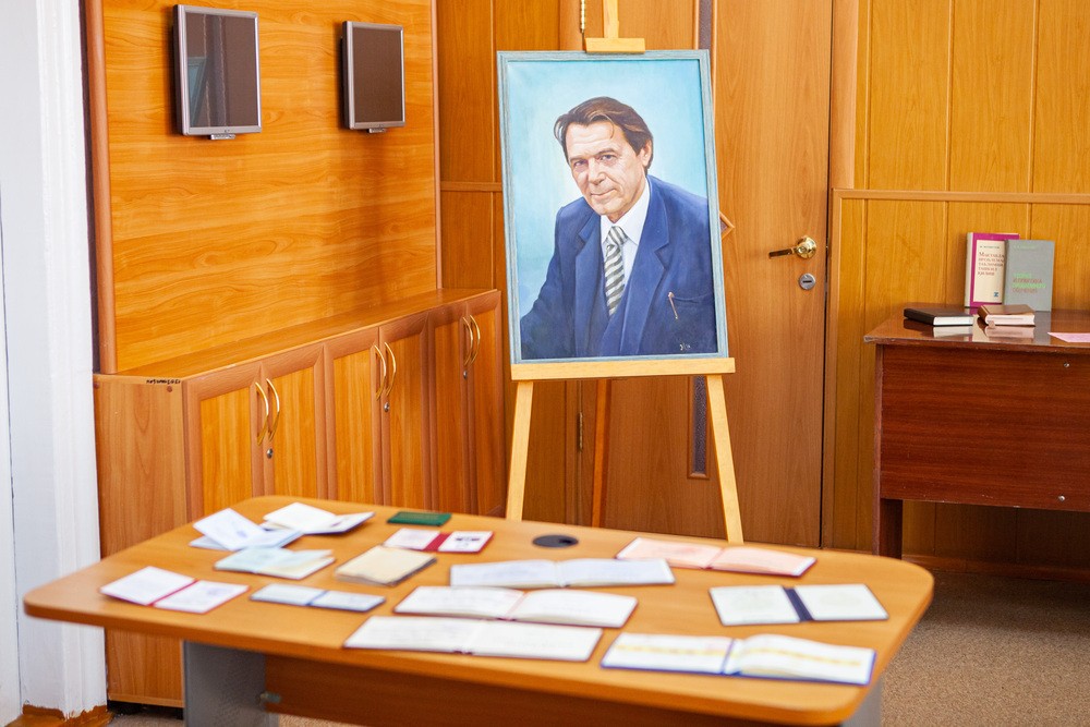 IX ������������ ������: �������� (����)