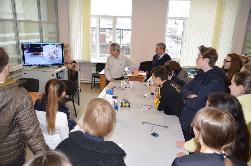 ����������� ������������������ ������ ����������� ��������� ��� �������� ����� ��. �.�. ������������