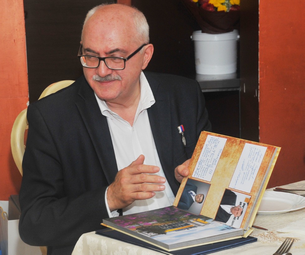 ������� ��������� ��������� �� ���������� ��������� ��������� � ������������� ������������ ��� � ������ XV ������������� ������-������������ ����������� '������������ ������'